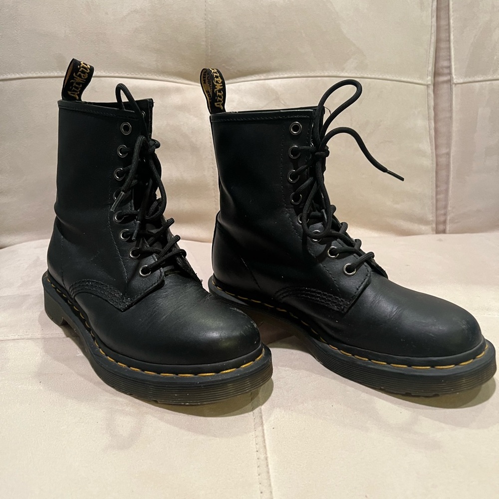 1460 Doc Marten's black Leather Boots Women's Size 7 NEW Never Worn